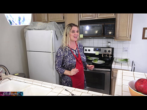 ❤️ Stepmom u munghje in cucina prima di a so data ❤❌ Porno vk à noi % co.porn-evooli.ru%